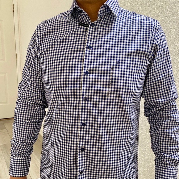 GIVENCHY  modern fit shirt 100 %cotton - Picture 2 of 6